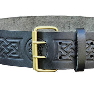 Cinturón de Kilt Rampant Lion Black Belt Highland, Negro con Relieve, Talla Personalizada, Accesorios Tradicionales Escoceses para Tartán - Product Image 3