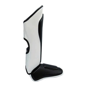 Espinilleras de Cuero de Alta Calidad en Venta, Ligeras y Ecológicas, Hechas en Pakistán, Tamaños/Colores Personalizables - Product Image 6