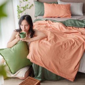 Parures de lit en coton satiné 4 pièces, couleur unie, douces, respirantes, anti-allergiques, pour toutes les saisons, maison et hôtel - Product Image 1