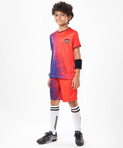 Tenue d'équipe de football sublimée personnalisée, vêtements d'équipe pour jeunes, vêtements de sport personnalisés, tailles pour enfants, ensemble maillot et short de football pour garçons - Product Image 2