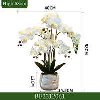 Fournisseur en gros de fleurs d'orchidées artificielles avec design décoratif en pot