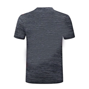 เสื้อยืดโอเวอร์ไซส์ OEM ผ้าฝ้าย 100% สำหรับผู้ชาย คอกลมแบบสั่งทำพิเศษ เนื้อผ้าพรีเมียม หนานุ่ม สไตล์สตรีทแวร์ลำลอง แฟชั่นเสื้อยืด - Product Image 6