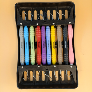 ชุดเครื่องมือทันตกรรม LMI Arte Set 5 แบบตลับ สีดำ คุณภาพพรีเมียม ทำจากสแตนเลสสตีล ใช้ซ้ำได้ ได้รับการรับรองมาตรฐาน CE สามารถนึ่งฆ่าเชื้อได้ - Product Image 3