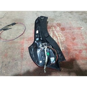 Feu arrière extérieur droit d'occasion pour Veloster 2015-2018, référence OEM 92402J3100 - Product Image 6