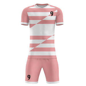 Uniforme de fútbol elegante, tela de primera calidad, malla transpirable, diseño flexible, acabado duradero, comodidad para cada partido - Product Image 2