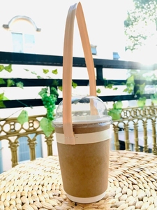 ที่หุ้มแก้วทำจากใบปาล์มธรรมชาติ 100% และปลอกหุ้มเครื่องดื่มแบบย่อยสลายได้ ผลิตด้วยมือ บรรจุภัณฑ์ที่ยั่งยืนสำหรับกาแฟและชานมไข่มุก - Product Image 1