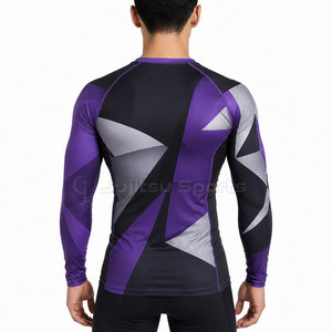 Rashguard MMA personnalisé de haute qualité pour hommes - Respirant, écologique, séchage rapide, équipement d'entraînement pour adultes, tissu Spandex/Polyester - Product Image 2