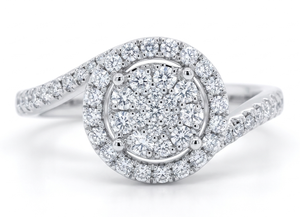 Bague en or blanc 18 carats avec diamant de laboratoire VVS rond, halo en spirale et design bypass - Product Image 2