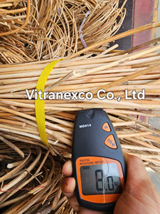 Rotin naturel brut fourni pour le tissage et les applications structurelles, avec une résistance fiable et un diamètre uniforme - Product Image 3