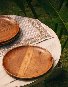 Planche de service ronde en bois d'acacia naturel, plateau de service alimentaire en bois, planche à charcuterie, plateau à fromage, assiette de dîner, cuisine - Product Image 1