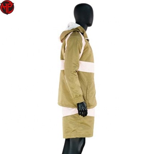 ชุดวอร์มไนลอนแบบมีซิปพร้อมฮู้ดและกางเกงขาสั้น ชุดวอร์มผ้ากันลมแบบเรียบ ชุดวอร์มผู้ชาย - Product Image 5