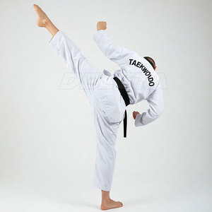 Kimono Transpirable 2026 para Jiu Jitsu y Taekwondo, Uniforme con Logotipo Personalizado Impreso, Uniforme Ligero de Taekwondo - Product Image 4