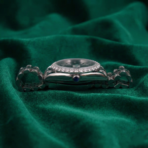 Montre de luxe en acier inoxydable avec lunette en diamant argenté, cadran gris, affichage de la date, montre-bracelet pour homme et femme - Product Image 5