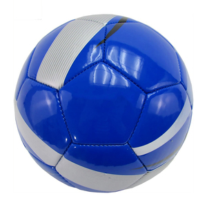 Ballon de football en cuir de qualité pour l'entraînement sportif, en caoutchouc PVC, ballon de football texturé cousu à la machine, ballon de football professionnel en PU - Product Image 3