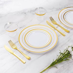 Kit di Articoli per Feste Usa e Getta per 100 Ospiti, 600 Pezzi, Piatti in Plastica Dorata - 100 Piatti da Cena e 100 Piatti da Dessert per Occasioni Speciali - Product Image 2