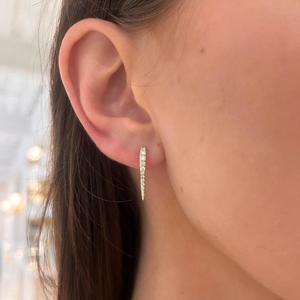Diamonds <b>Huggie</b> Hoop Earrings V Shaped Pave Round Lab Grown Hinged Drop Pierced Modern Manufacturer Wholesale 14k 18k <b>Solid</b> <b>Gold</b> - Product Image 6