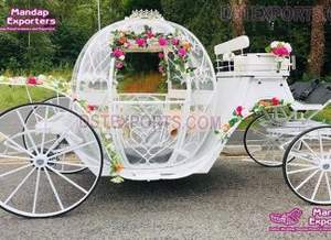 รถม้าสำหรับเจ้าสาวในงานแต่งงานสไตล์เทพนิยาย งานแต่งงานสมัยใหม่ รถม้าสีขาวทอง รถม้าฟักทองแบบใหม่ น้ำหนักเบา - Product Image 2