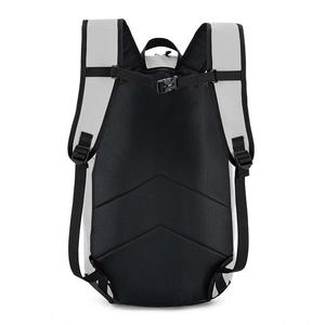 Mochila de Baloncesto Personalizada con Logotipo, Material Oxford, Cierre de Cremallera, Gran Capacidad, Separación en Seco y Húmedo, Bolsa Deportiva Portátil - Product Image 3