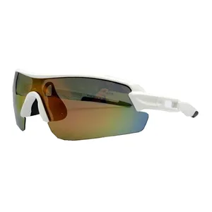 P1130 Polarized Sport Sunglasses For Men With TAC Lenses And PC Frame For Sports Activities