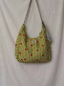 Green Solid Quilted Cotton <b>Tote</b> <b>Bag</b> with Red Hearts Zipper & Open Closure <b>Summer</b> Fashion Women's Handbag All Seasons Daily Use - Product Image 1