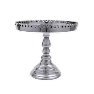 Un élégant support à gâteau en acier inoxydable au fini unique ajoute une touche moderne et sophistiquée à toute mise en place de table. - Product Image 5