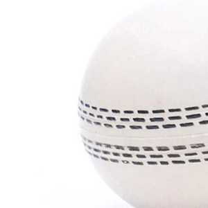 ลูกคริกเก็ตแบบกำหนดเอง – ลูกคริกเก็ตฝึกซ้อมกันน้ำ กันลม ทำจาก PU PVC พร้อมโลโก้และสีตามสั่ง ขายส่ง ผลิตในปากีสถาน - Product Image 5