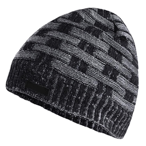 Unisex striped beanie <b>hat</b> Winter warm cap Color blocking casual style Acrylic knit beanie Unisex warm winter <b>hat</b> - Product Image 3