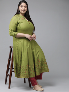 Kurti Anarkali vert en rayonne avec col mandarin et manches trois quarts pour femmes grandes tailles, élégant pour un usage quotidien - Product Image 4