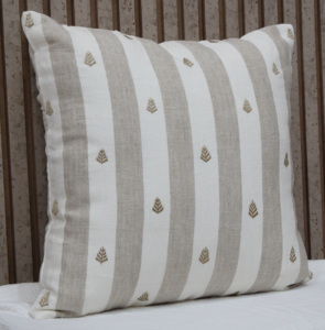 Funda de Almohada Decorativa de Lino 100% Bordada de Primera Calidad, Funda de Cojín de Lino para Decoración de Hogar de Lujo, Pedidos al por Mayor, Fabricante y Proveedor - Product Image 3