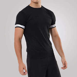 เสื้อยืดผู้ชายแขนสั้นทรงเข้ารูป แห้งเร็ว ผ้าเรียบ สไตล์ลำลอง สำหรับขายส่ง - Product Image 3