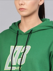 Sudadera con Capucha Verde para Mujer con Estampado K3, Corte Regular, de Algodón Tejido, Estilo Otoñal, Conjunto con Pantalones Blancos - Product Image 6