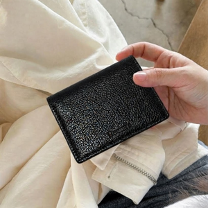 Cartera de tarjetas negra con textura granulada, tarjetero delgado, monedero para uso diario - Product Image 4