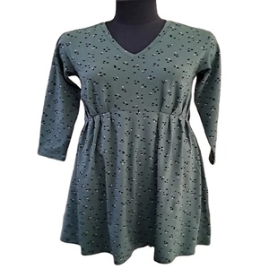 Vestido Estampado de Algodón Orgánico y Spandex, Estilo Casual, Largo Midi, Mangas Cortas, Cuello en V, Talla Personalizada en Venta - Product Image 2