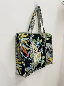 Sac fourre-tout en coton matelassé imprimé singe noir, sac à main pour femme, sac de shopping réutilisable fait à la main, sac à bandoulière pour vente en boutique - Product Image 2