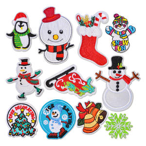 Patch en caoutchouc souple PVC/silicone personnalisé en gros, avec logo 3D en relief, pour vêtements, chaussures, casquettes, sacs, transfert thermique - Product Image 6