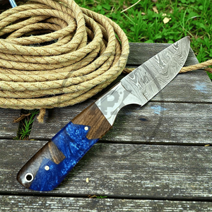 Cuchillo de Caza Forjado a Mano de Acero de Damasco con Punta Caída, Mango de Madera Resinada, Grado Industrial, para Camping al Aire Libre, Cuchillo Bull Cutter OEM/ODM - Product Image 6