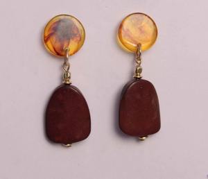Nouvelles Boucles d'Oreilles Pendante Classiques en Résine Jaune pour Femme, Bijoux Tendance, Boucles d'Oreilles Pendante à Perles pour Femme - Product Image 4