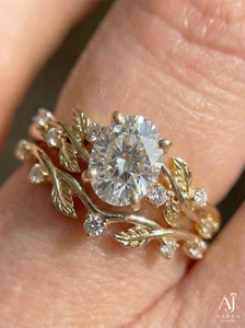 Anillo de Eternidad con Hojas y Piedra Central Ovalada de Moissanita con Engaste de Garras, Chapado en Oro de 18K, de Moda, para Compromiso - Product Image 5