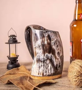 Jarra de Cuerno de Búfalo de Alta Calidad, Altamente Pulida, Hecha a Mano, Moderna y Ecológica, Perfecta para Beber Vino - Product Image 2