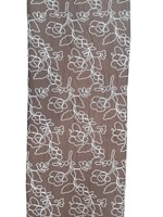 Tissu en coton marron en gros avec broderie florale blanche et travail de cordon 3D pour vêtements de créateurs et décoration intérieure