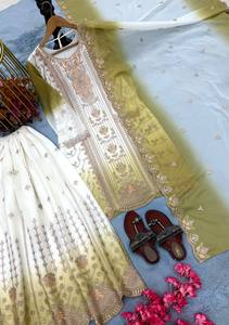 Salwar Kameez traditionnel pour femmes avec broderie dorée, longueur au sol, en rayonne, tenue de mariage, robe ethnique Inde Pakistan - Product Image 3