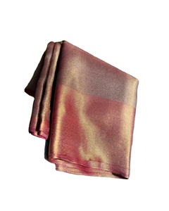 Sari de Seda Banarasi de Diseño, Tejido a Mano, de Viscosa y Rayón, para Novias, de la Famosa Actriz Sureña Jyotika Mam, Largo y Drapeado en un Solo Paso - Product Image 1