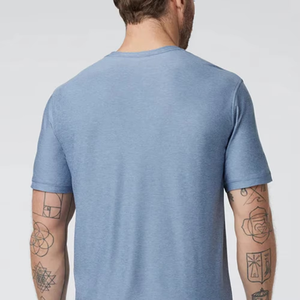 T-shirt décontracté pour homme, nouveau design, bleu acier, avec logo personnalisé, coupe confortable et moderne, style de vie actuel. - Product Image 5