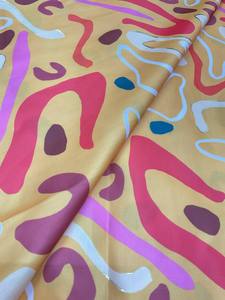 Tela Bordada Estampada con Patrón Abstracto en Rollo para Confección de Kurta y Trajes - Product Image 2