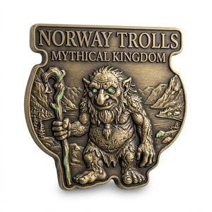 Imán de nevera 3D de los trolls noruegos con pintura luminosa verde que brilla en la oscuridad, imán de aleación de zinc de bronce antiguo para recuerdo - Product Image 1