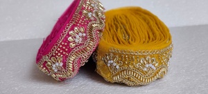 ชุดเดรสสำหรับเจ้าสาวประดับด้วยผ้าลูกไม้ประดับเลื่อมตกแต่งเสื้อผ้า - Product Image 2