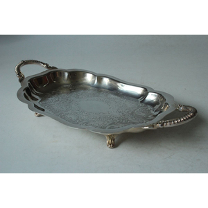 Plateau de service rectangulaire décoratif en métal poli, fait main, qualité commerciale, avec poignées en forme de coquille, compatible lave-vaisselle, pour usage résidentiel - Product Image 5
