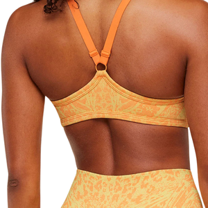 Top Deportivo Personalizado con Logotipo para Mujer, Color Amarillo Sorbete, Estampado Animal, Nailon y Spandex, Color Durazno Brillante, para Yoga, Gimnasio, Fitness y Entrenamiento - Product Image 6