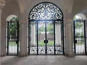 Puerta de Hierro Forjado Estilo Victoriano – Puerta de Entrada Ornamental de Metal de Estilo Antiguo, Puerta Exterior Resistente para Villas y Propiedades - Product Image 4