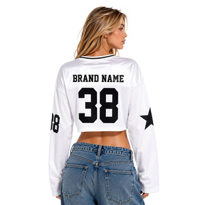 Fabrication de maillots de football américain personnalisés pour femmes, manches longues, coupe courte, 100% polyester, maille, col en V, t-shirts décontractés, approvisionnement en gros - Product Image 2